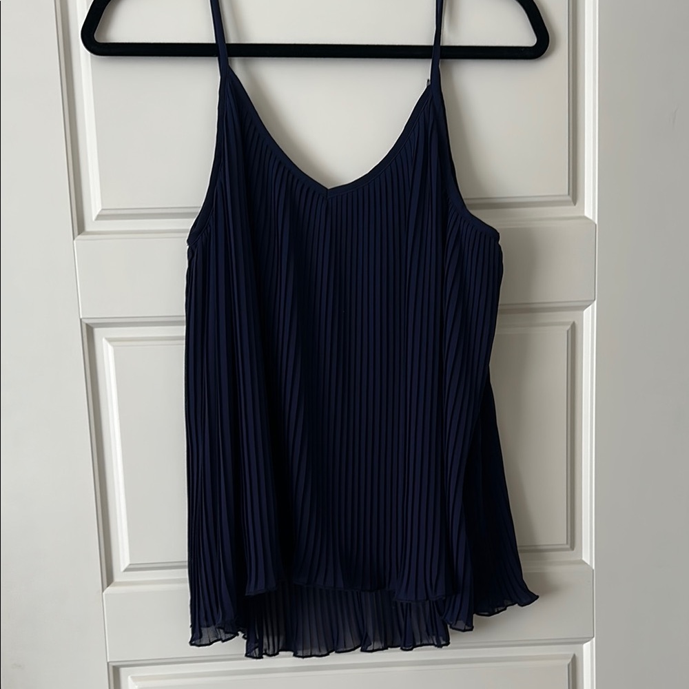 14th & Union Blue Relaxed Pleated Camisole